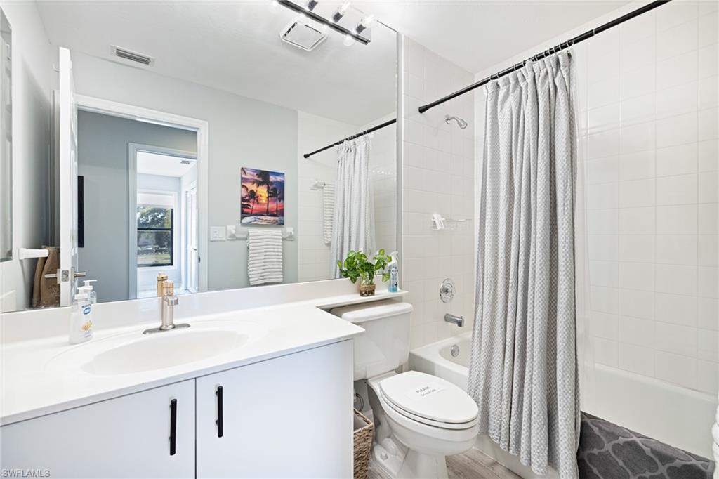 OAKMONT VILLAGE - Residential