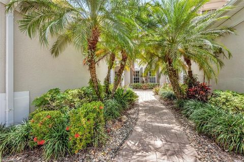 A home in NAPLES