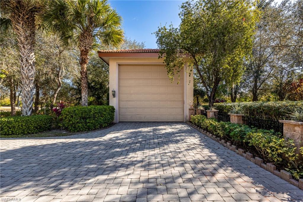 CALOOSA PRESERVE - Residential