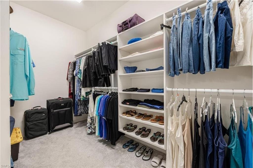 WINDSONG - Residential