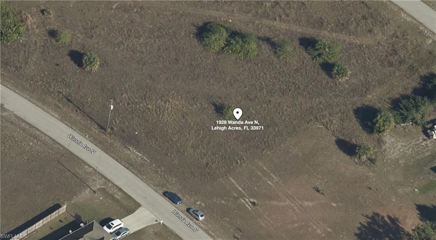 Great Lot cleared and ready to build on.