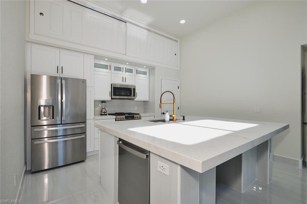 PUNTA GORDA - Residential