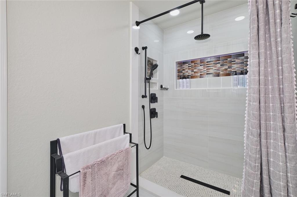 PUNTA GORDA - Residential