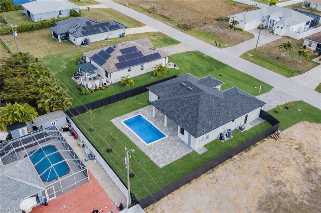 CAPE CORAL - Residential