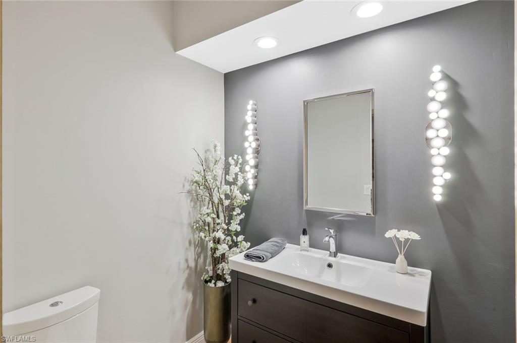 PELICAN BAY WOODS - Residential