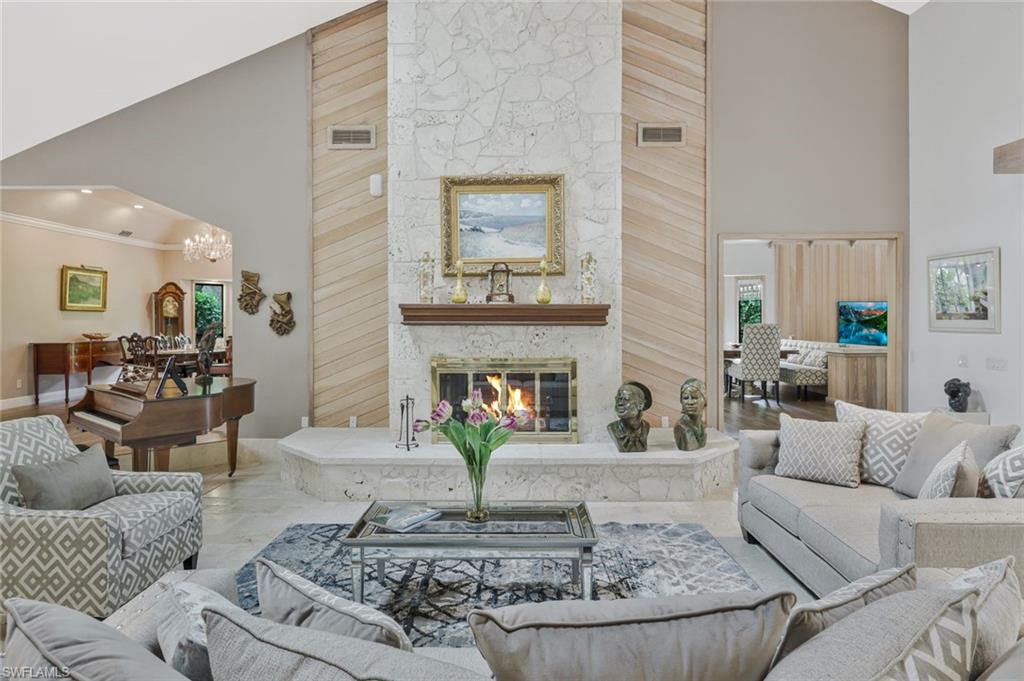 PELICAN BAY WOODS - Residential