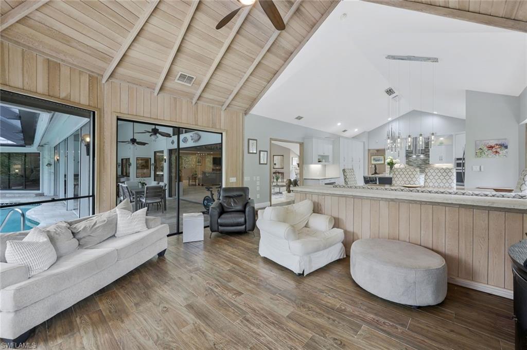 PELICAN BAY WOODS - Residential