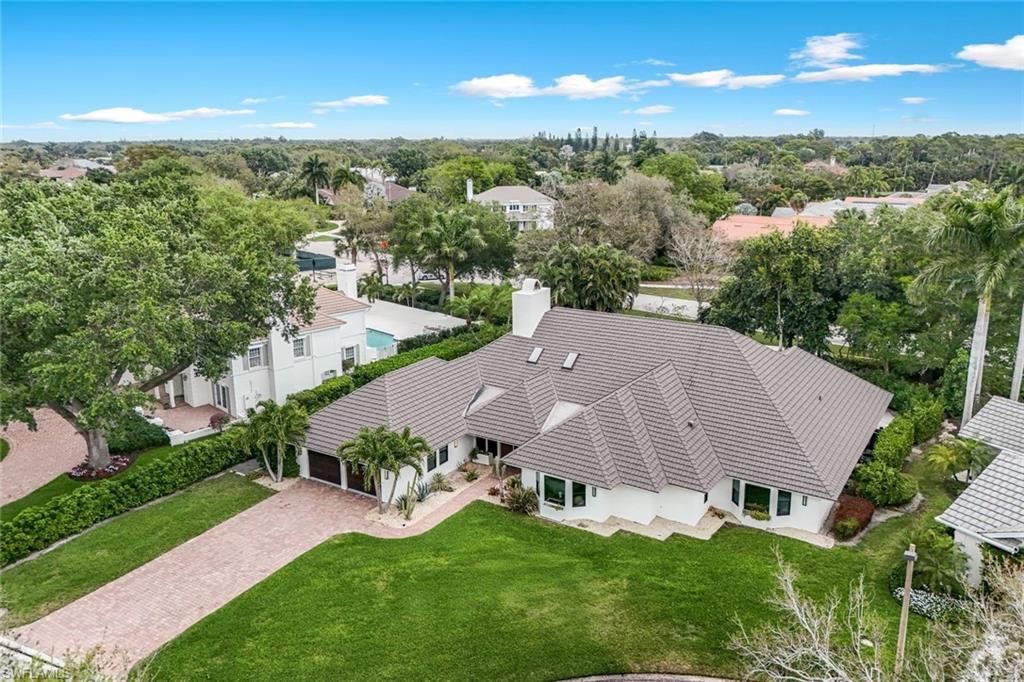 Photo of 730 BAY TREE CT, NAPLES, FL 34108 (MLS # 226011964)