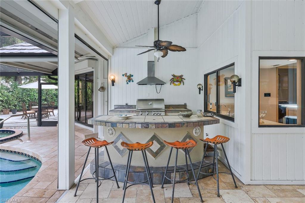 PELICAN BAY WOODS - Residential