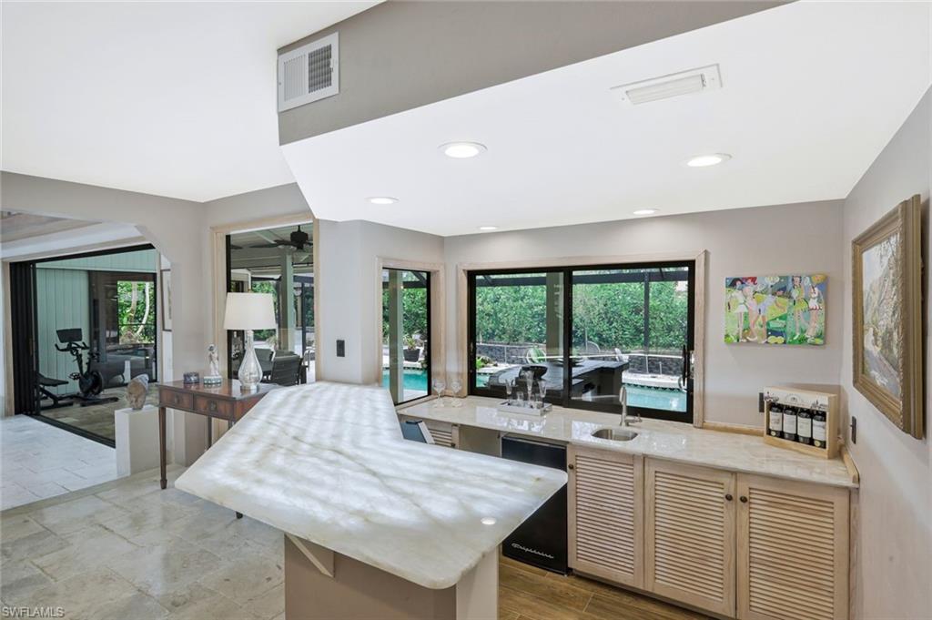 PELICAN BAY WOODS - Residential