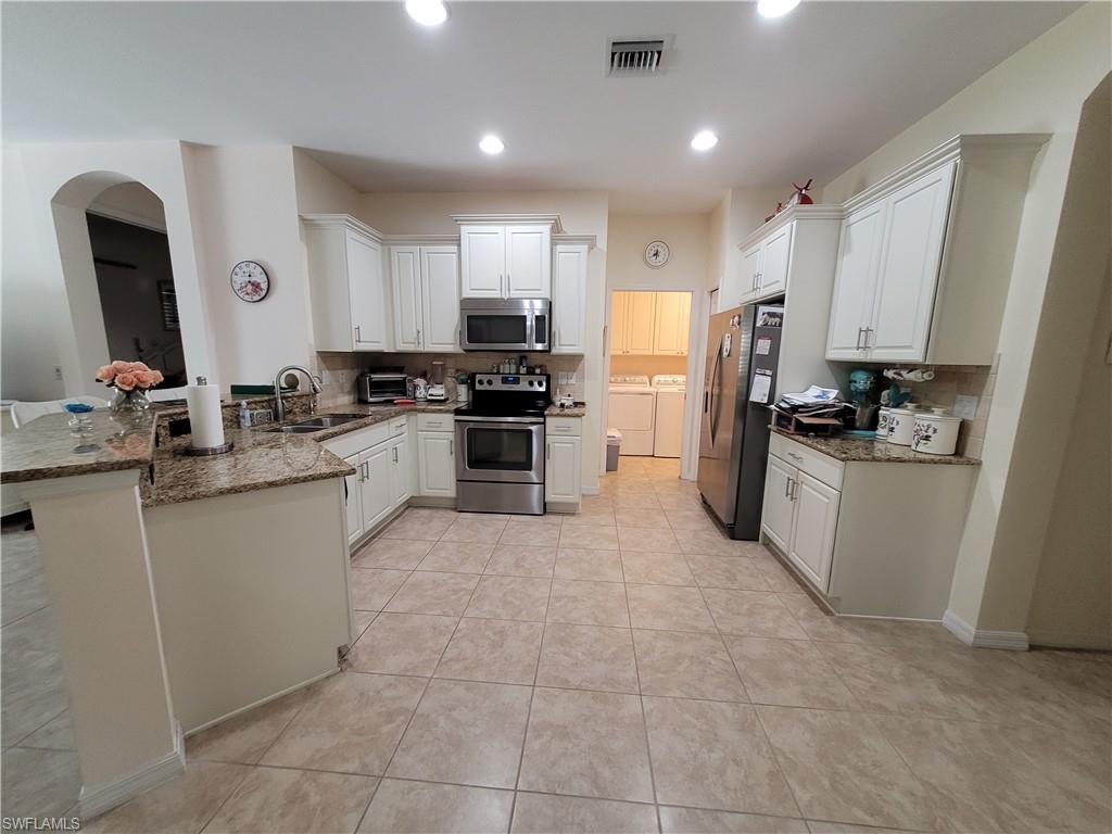 MATERITA - Residential Lease