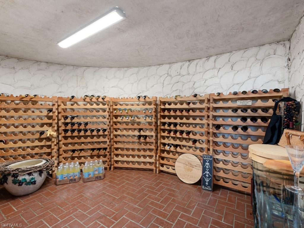 QUAIL WEST - Residential