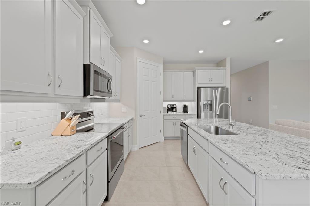 STONEWATER - Residential