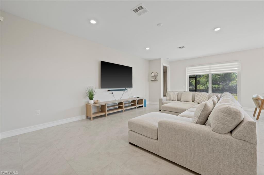 STONEWATER - Residential