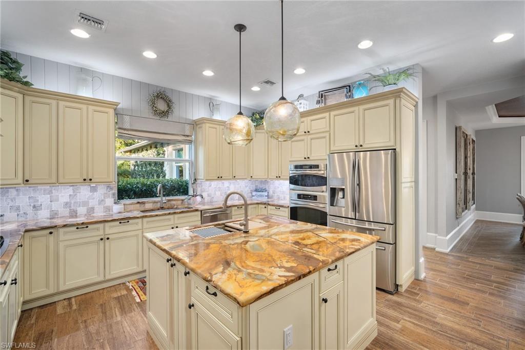 ACREAGE - Residential