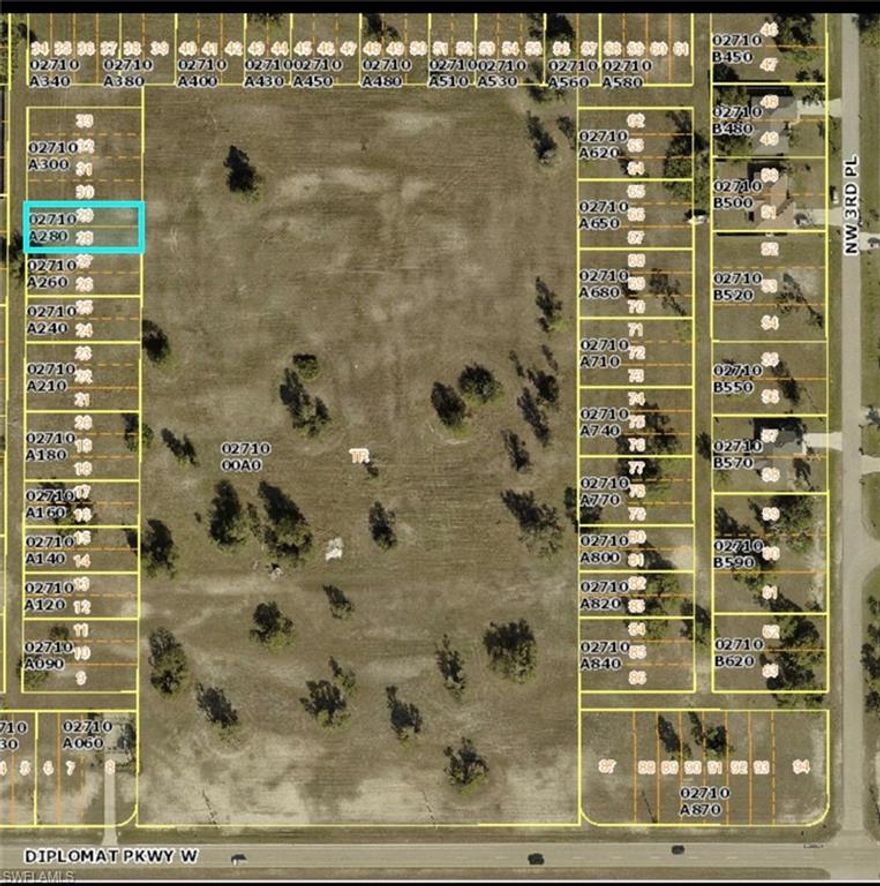 Fantastic investment opportunity! This vacant commercial parcel is designated Commercial Professional under Future Land Use and encompasses 0.14 acres. All information is deemed accurate, but buyers and agents should perform their own due diligence.