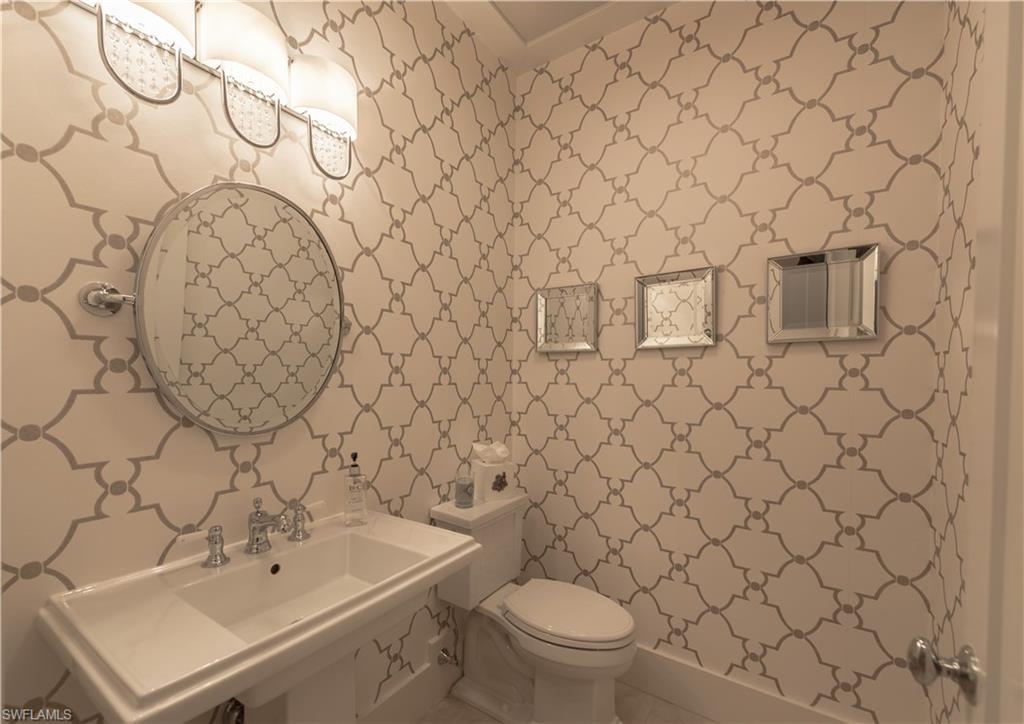 MARCO BEACH - Residential