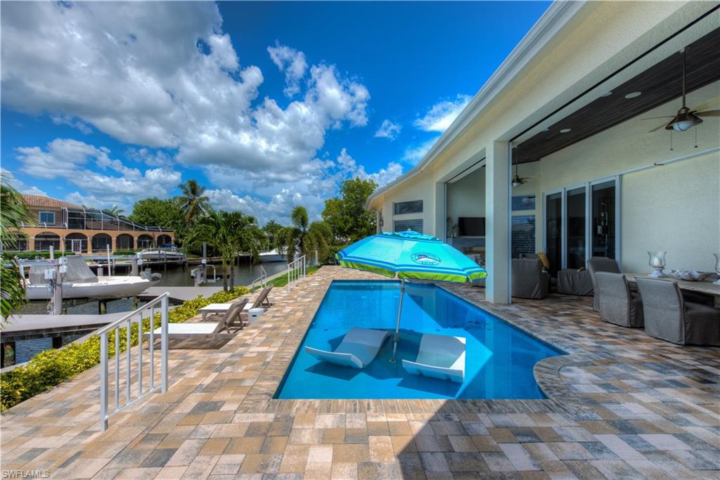 MARCO BEACH - Residential