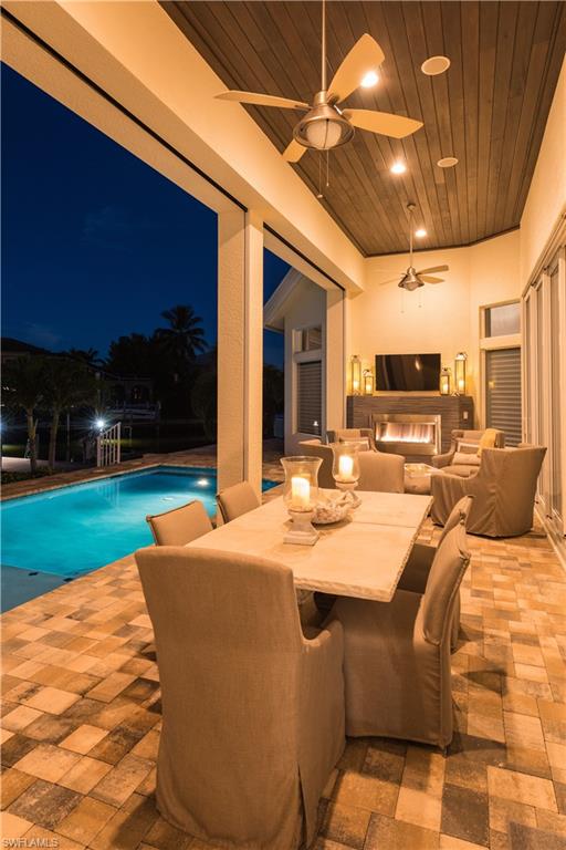 MARCO BEACH - Residential