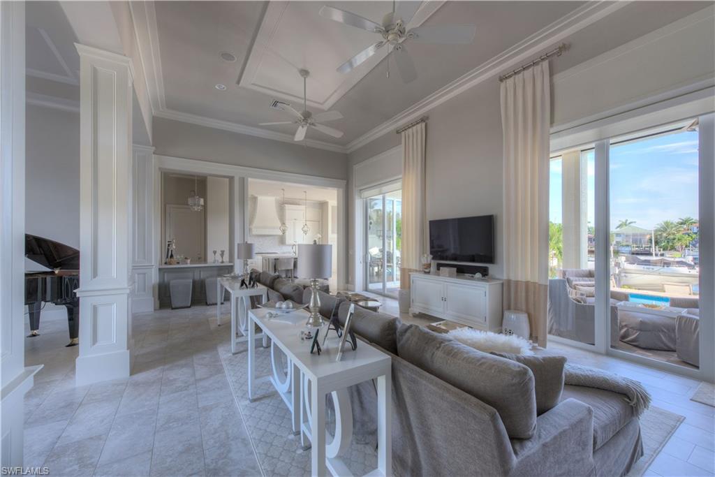 MARCO BEACH - Residential