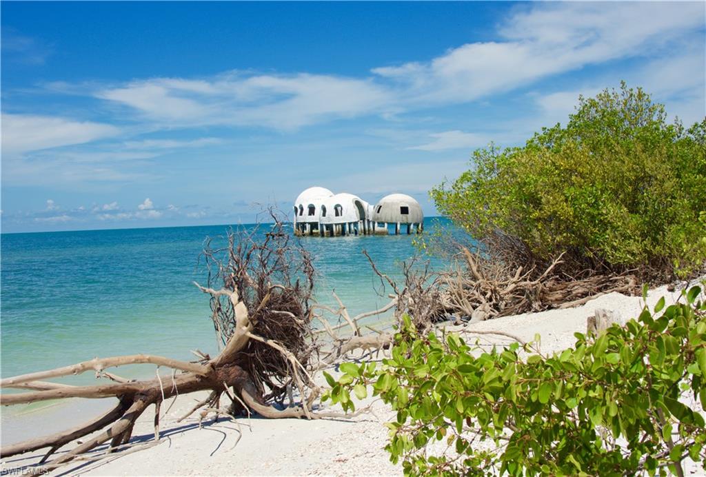 MARCO BEACH - Residential