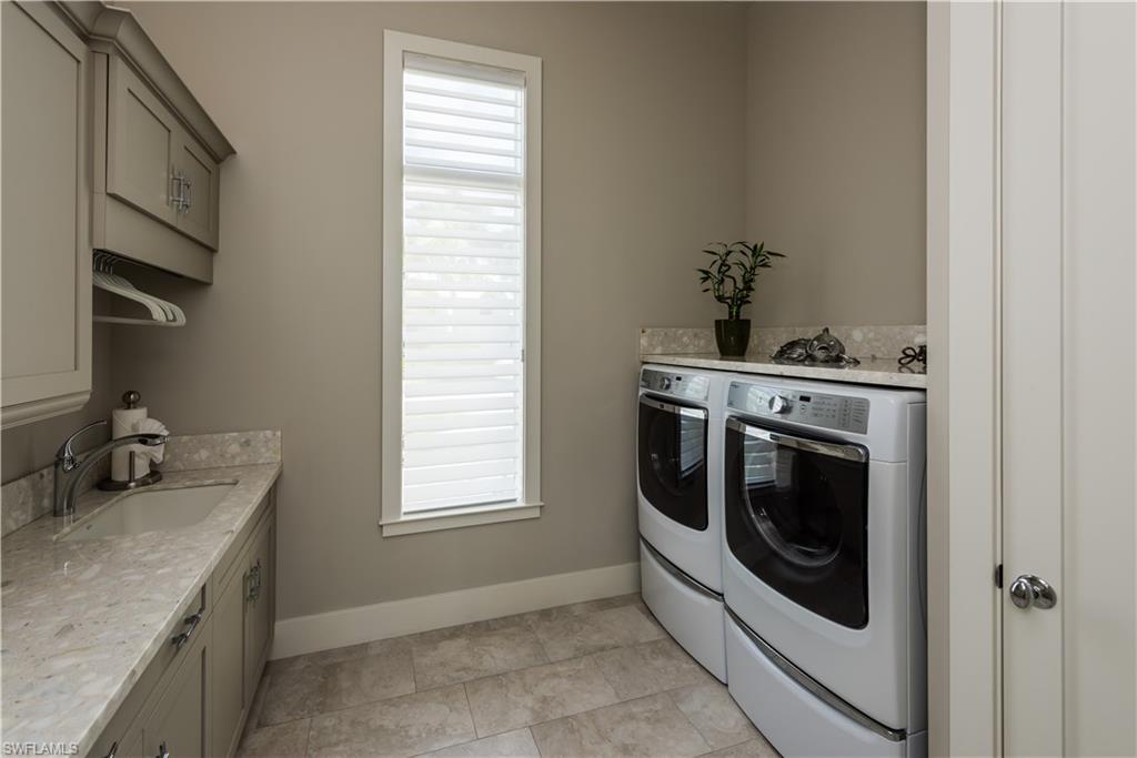 MARCO BEACH - Residential