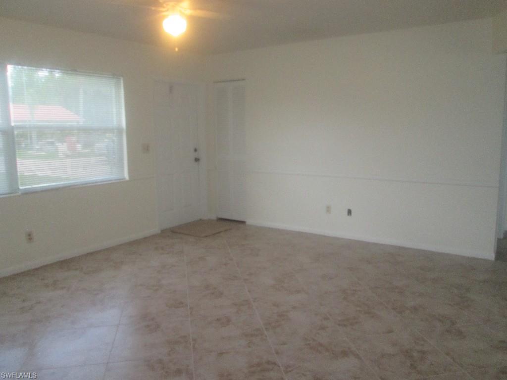 FORT MYERS SHORES - Residential
