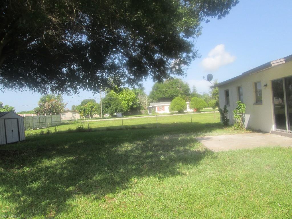 FORT MYERS SHORES - Residential