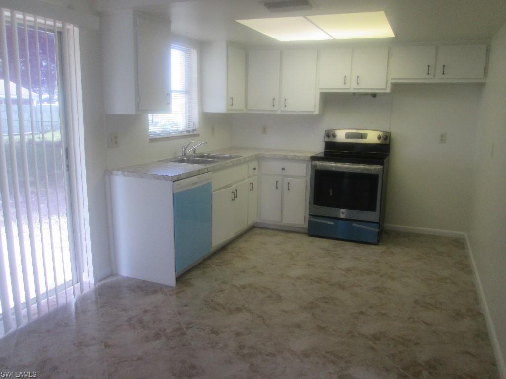 FORT MYERS SHORES - Residential