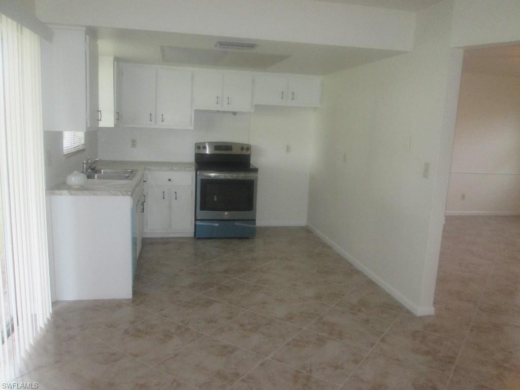 FORT MYERS SHORES - Residential