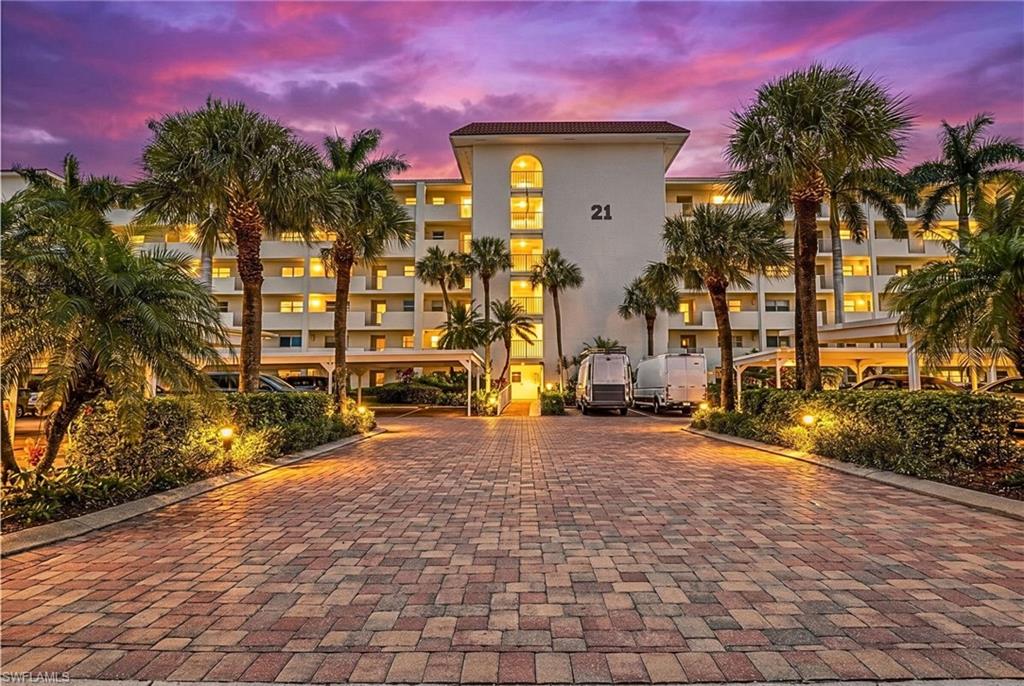 29 High Point CIR E 403