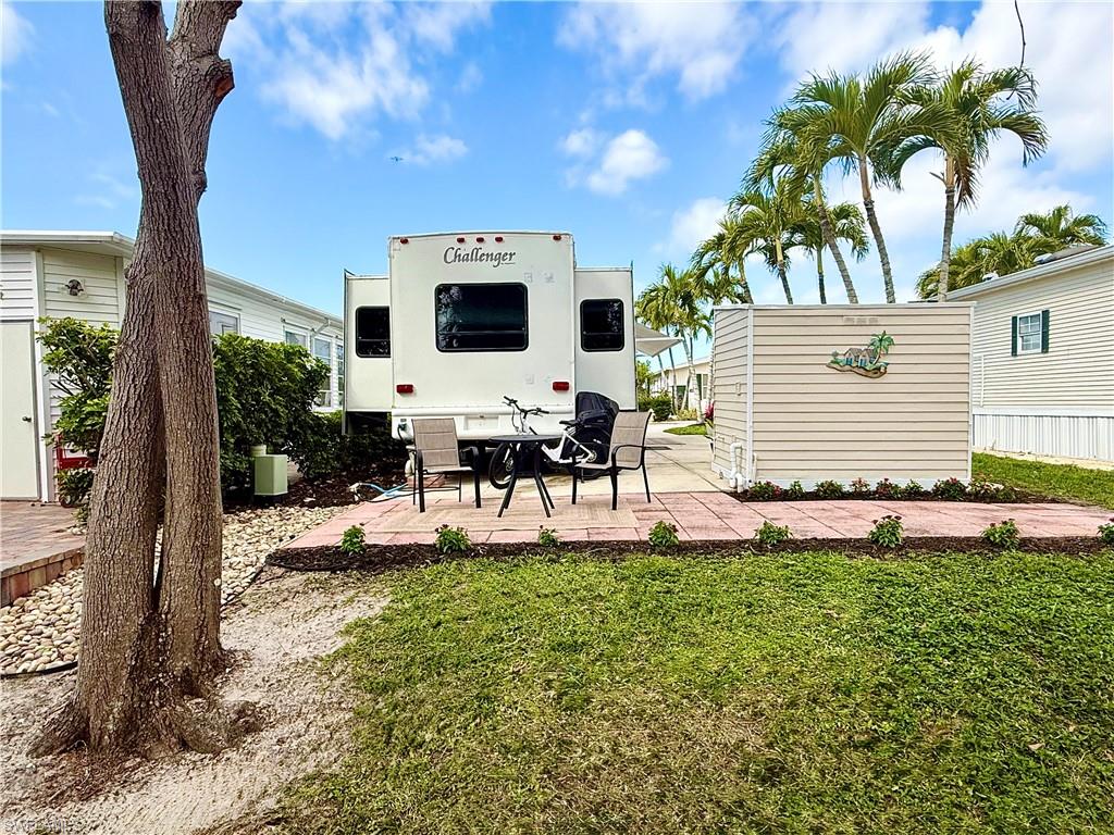 IMPERIAL WILDERNESS - Land