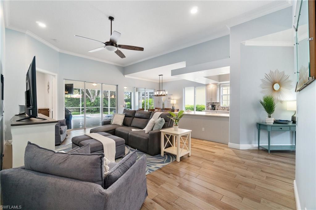 2733 Island Pond LN