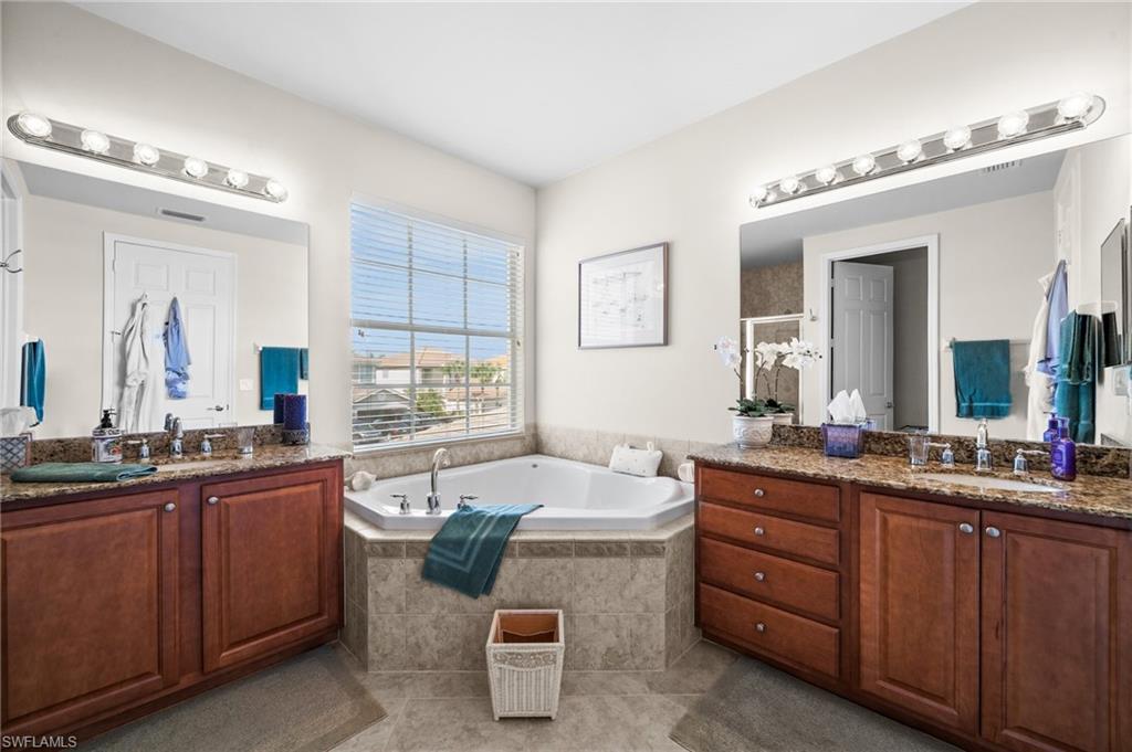 BOTANICA LAKES - Residential