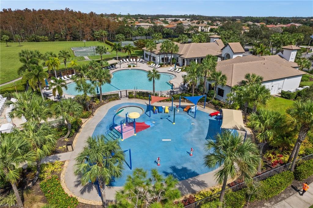 BOTANICA LAKES - Residential