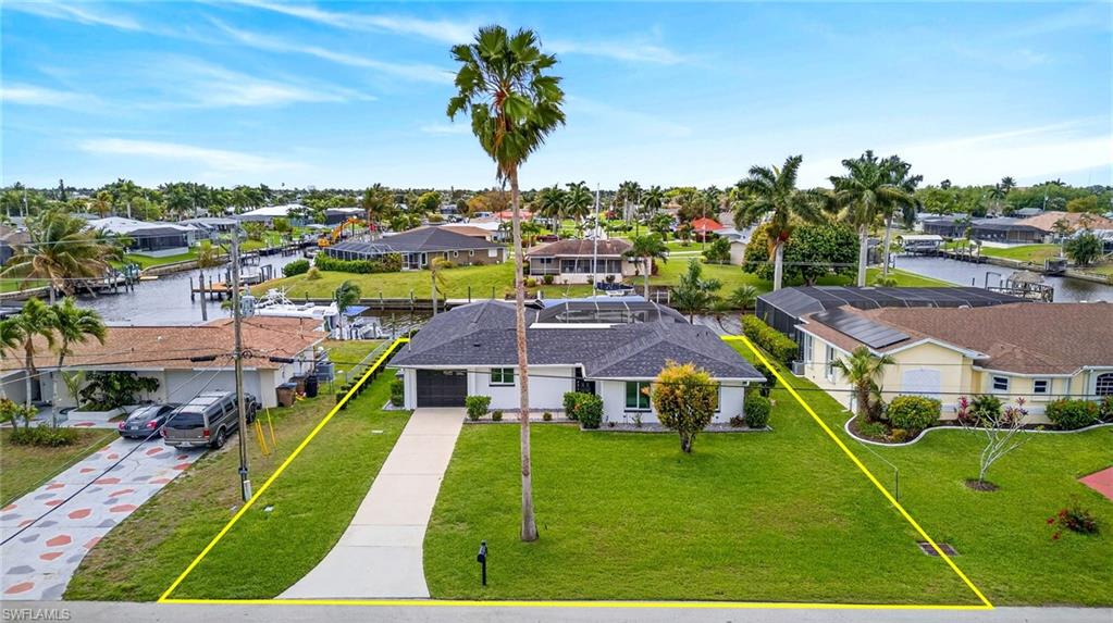 CAPE CORAL - Residential