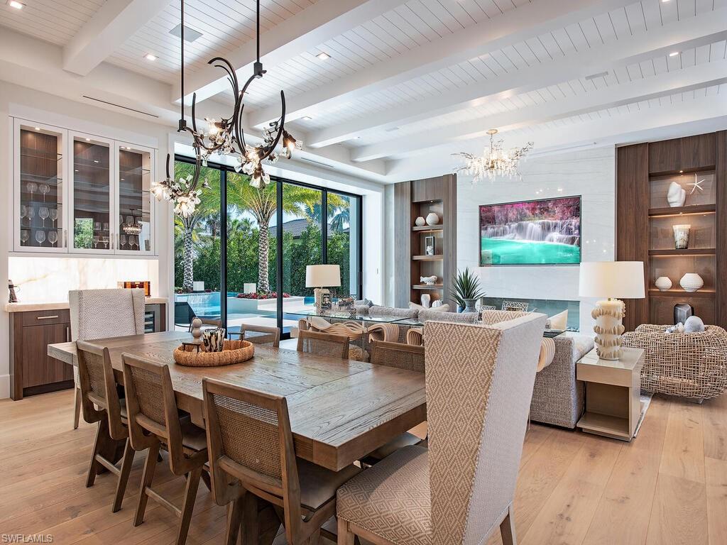 AQUALANE SHORES - Residential