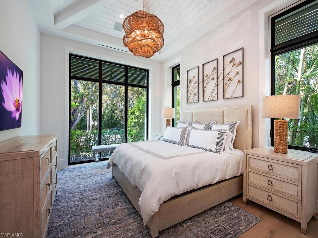 AQUALANE SHORES - Residential