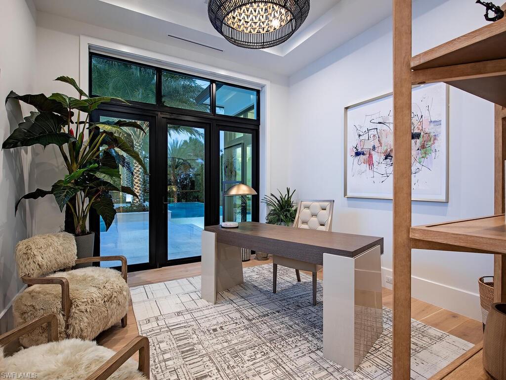 AQUALANE SHORES - Residential