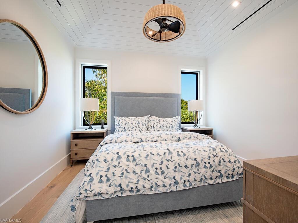 AQUALANE SHORES - Residential