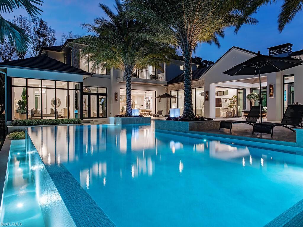 AQUALANE SHORES - Residential