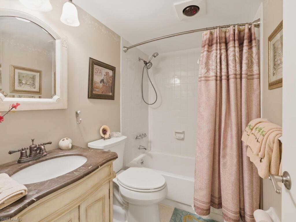 RIVIERA GOLF ESTATES - Residential