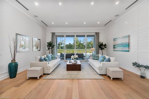 4467 Silver Fox DR NAPLES FL 34119