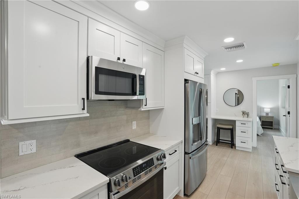 LOGAN WOODS - Residential