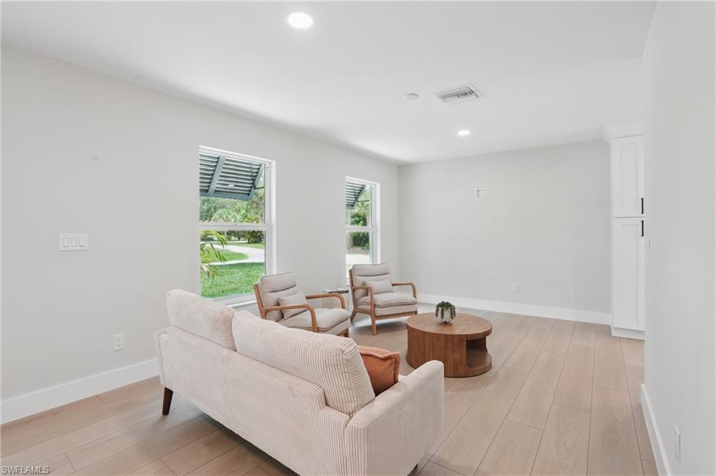 LOGAN WOODS - Residential