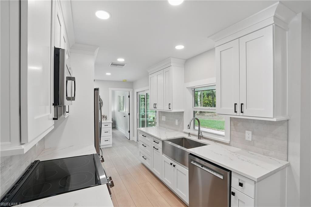 LOGAN WOODS - Residential