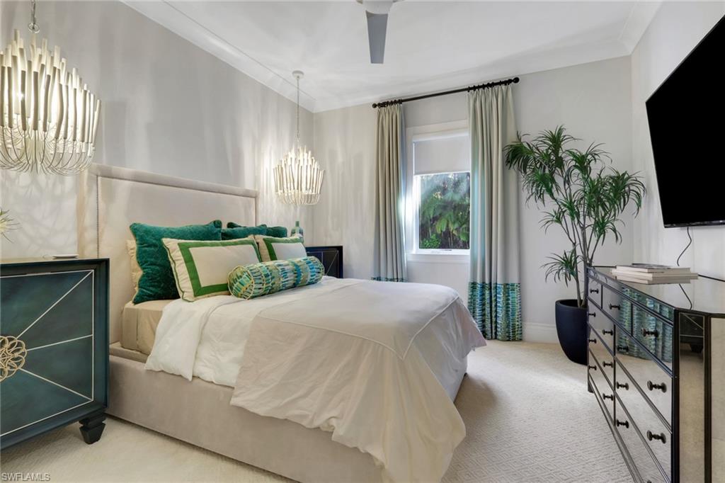 QUAIL WEST - Residential