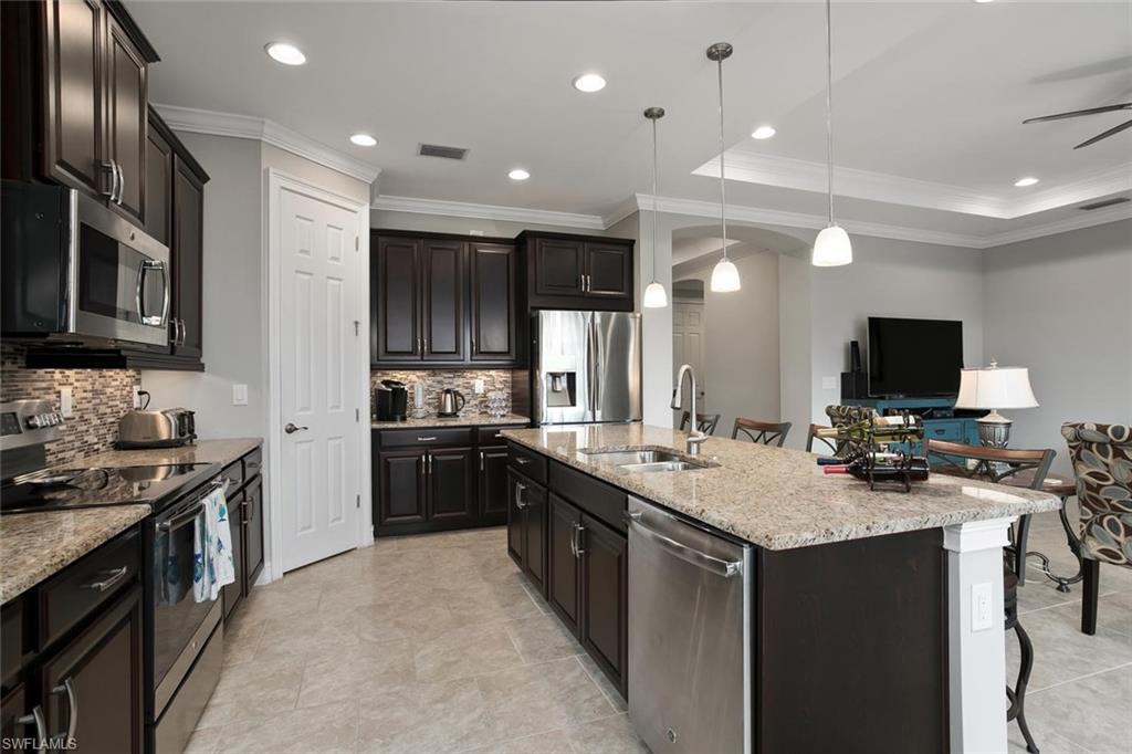 TUSCANY POINTE - Residential