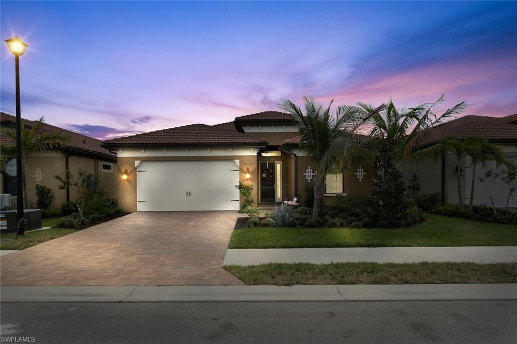 TUSCANY POINTE - Residential