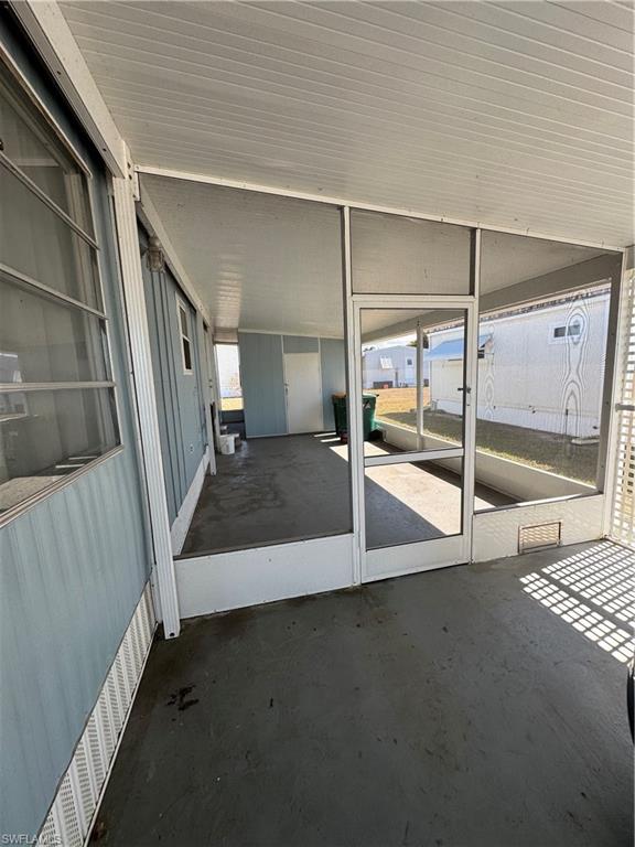 RIVIERA COLONY - Residential